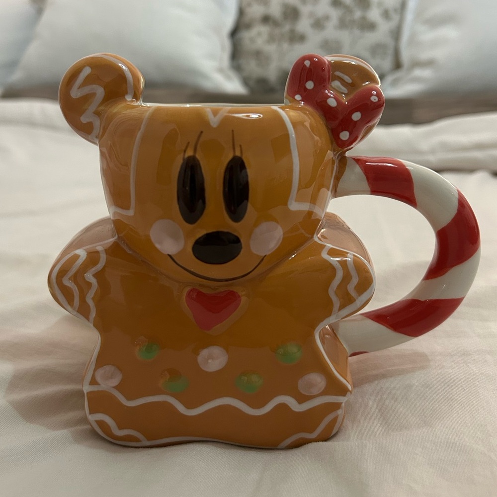 Disney Minnie Mouse Christmas Gingerbread Ceramic Mug